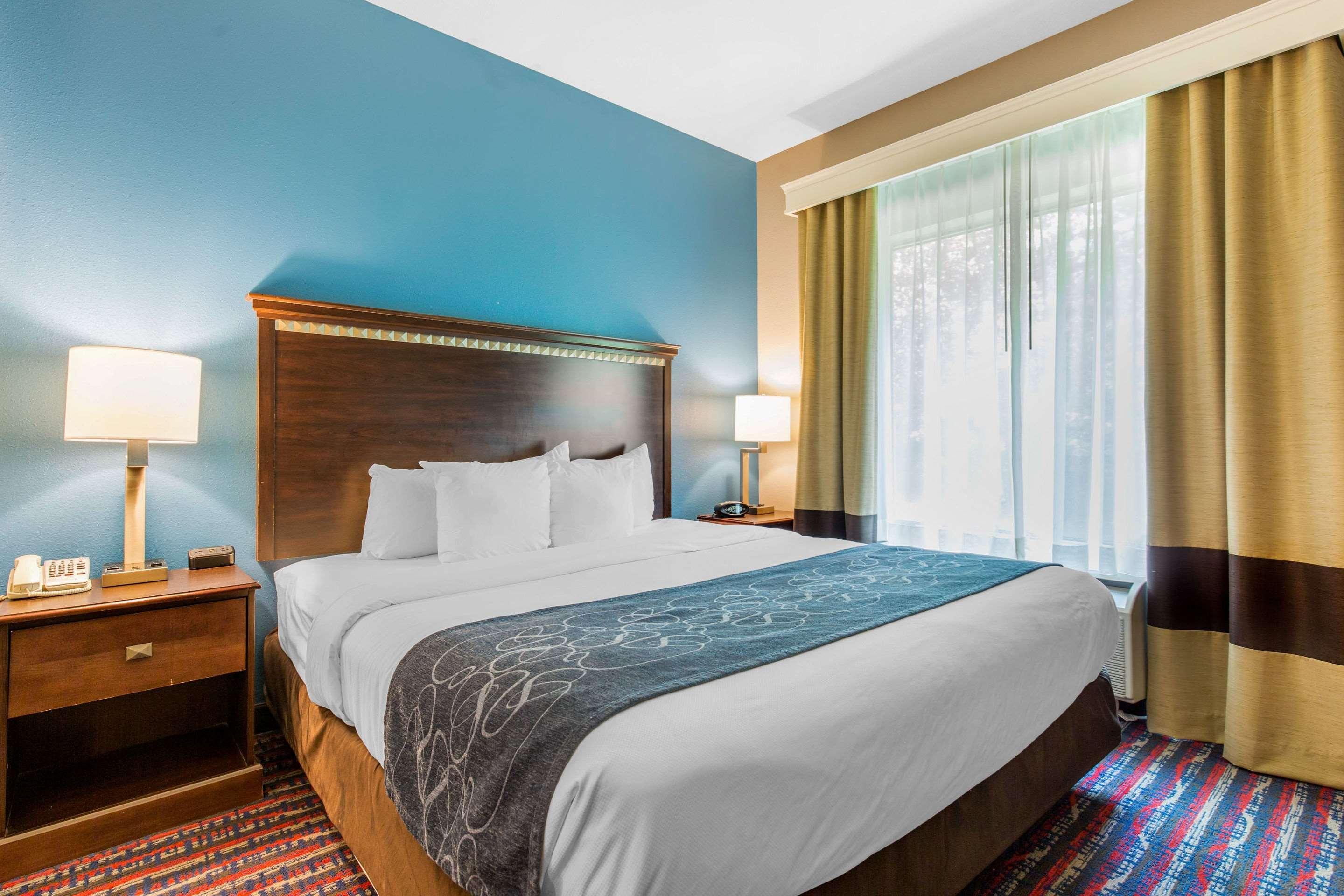 Comfort Suites Феървю Хайтс Екстериор снимка