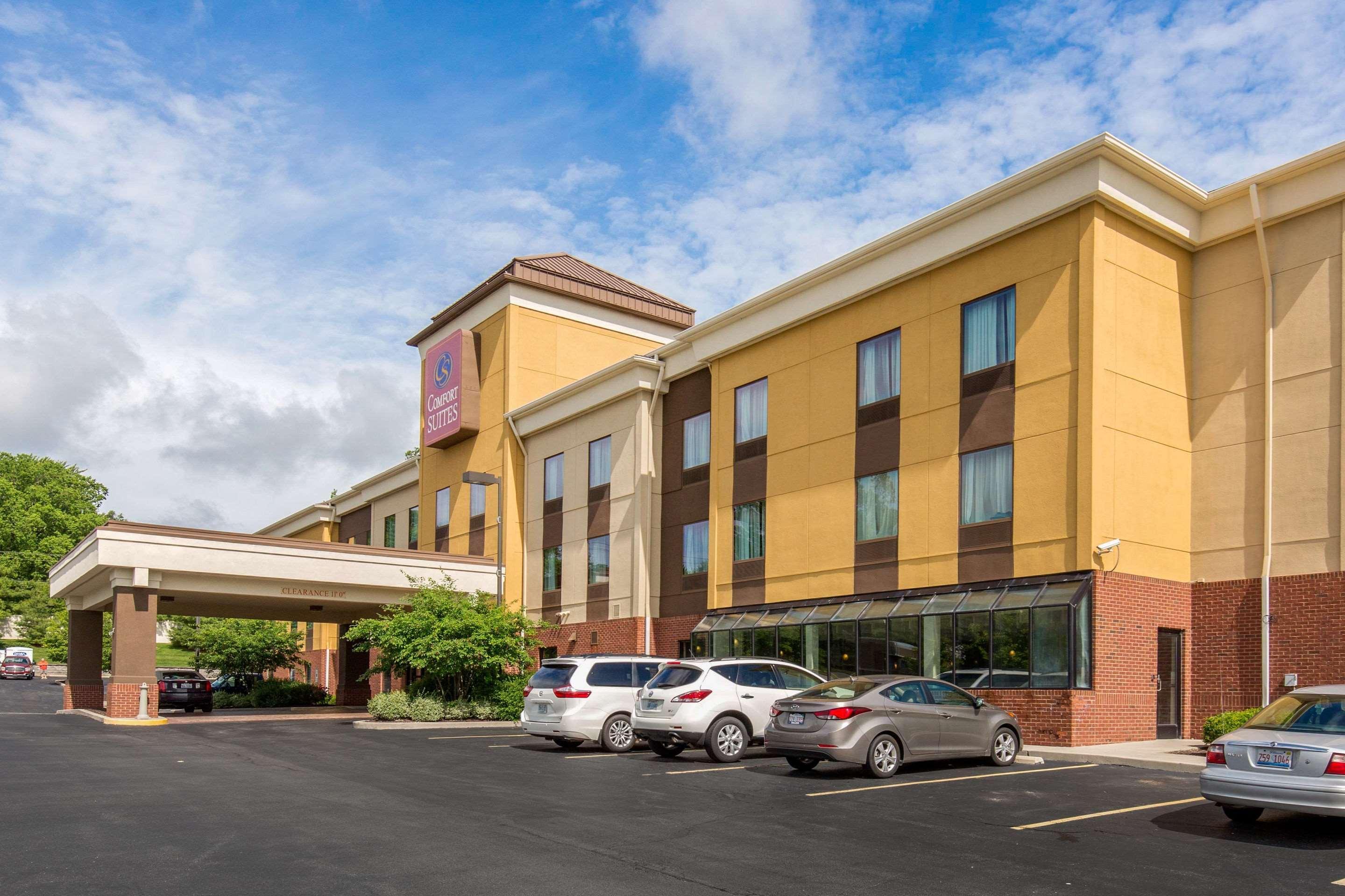 Comfort Suites Феървю Хайтс Екстериор снимка